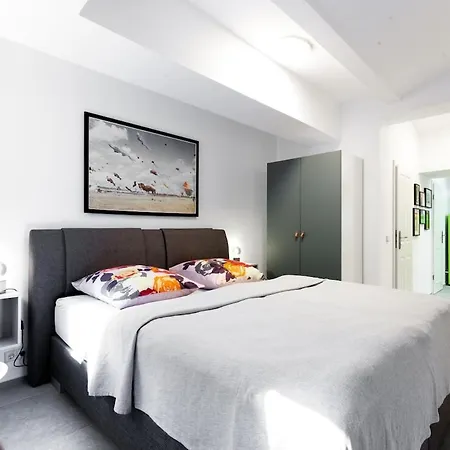 P22 22 Prenzlauer Berg Apartment Berlin